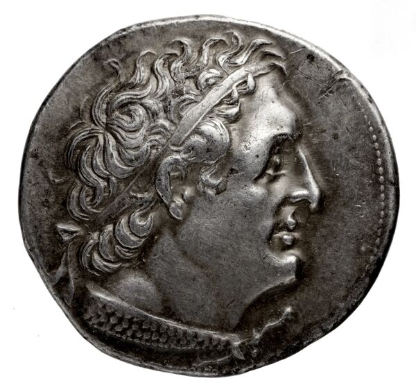Coins of the Ptolemaic Empire Vol. I, Part 1, no. 732, аверс, BnF (HRC)