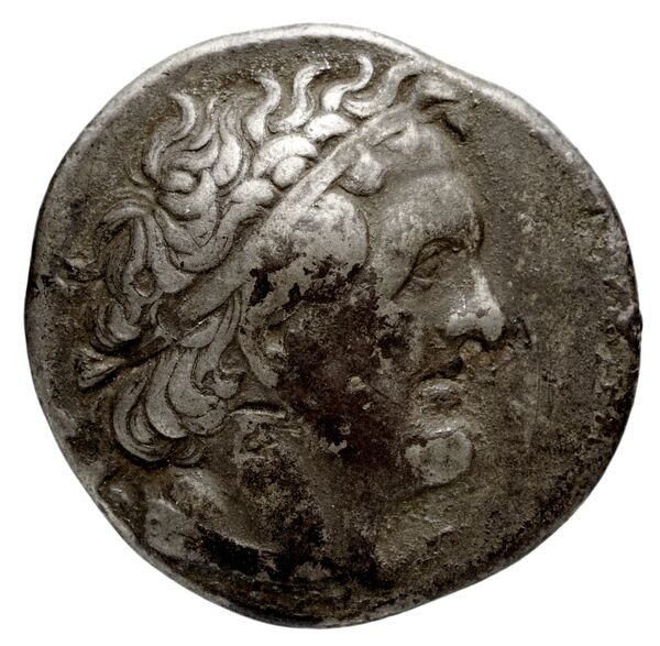 Coins of the Ptolemaic Empire Vol. I, Part 1, no. 142, аверс, bnf-hrc