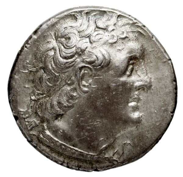 Coins of the Ptolemaic Empire Vol. I, Part 1, no. 432, аверс, bnf-hrc