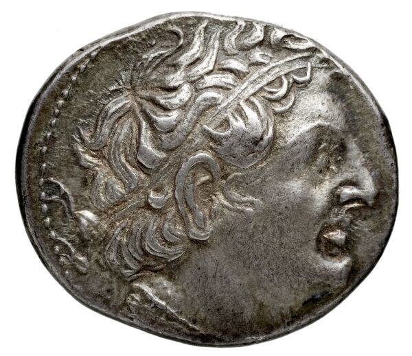 Coins of the Ptolemaic Empire Vol. I, Part 1, no. 450, аверс, BnF (HRC)
