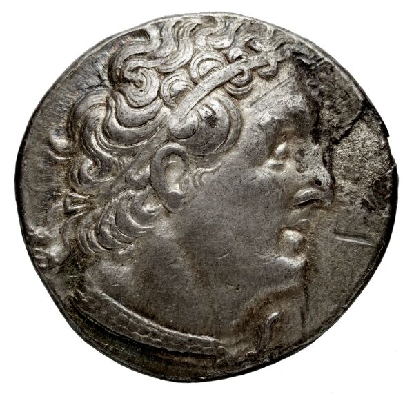 Coins of the Ptolemaic Empire Vol. I, Part 1, no. 655, аверс, bnf-hrc