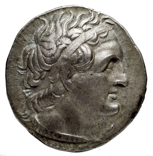Coins of the Ptolemaic Empire Vol. I, Part 1, no. 423, аверс, BnF (HRC)