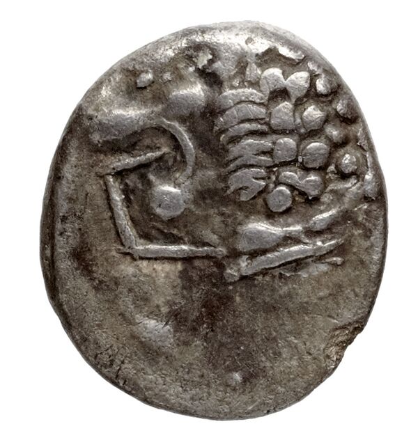 Hecatomnus of Caria Mylasa Troxell 1984 1, аверс, BnF (IRIS)