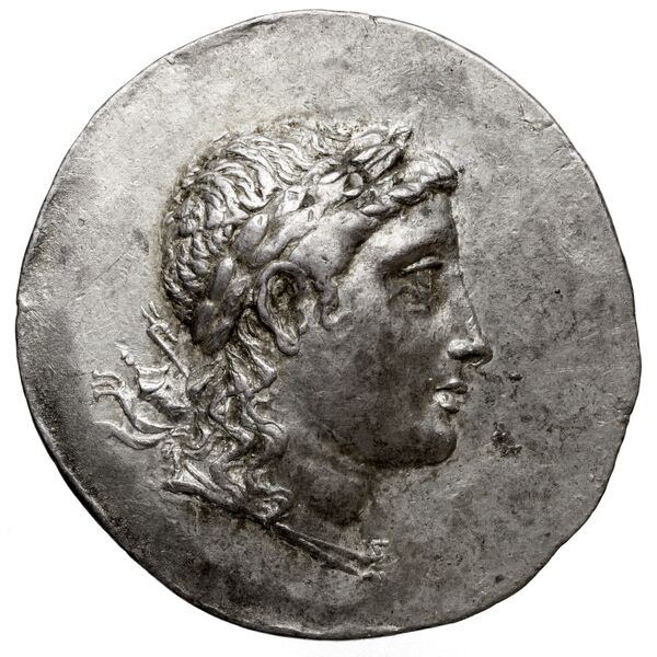 Aegae, Aeolis BMC Aegae 9, аверс, bnf-iris