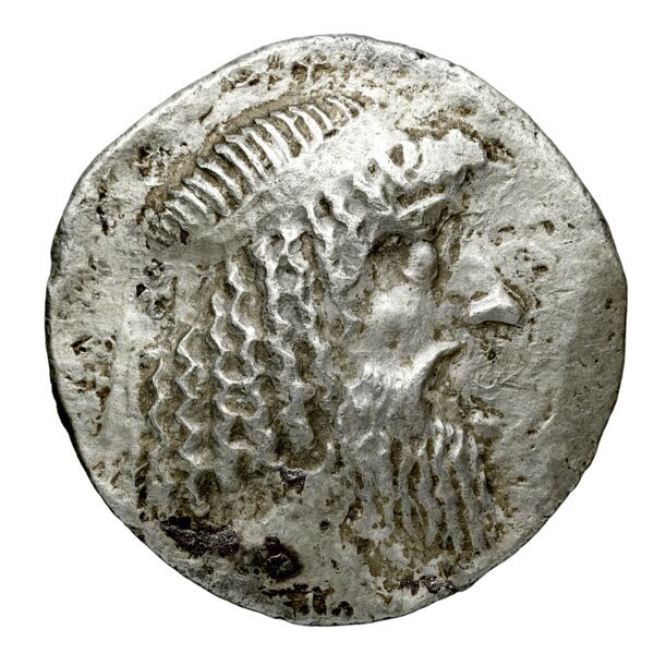 Attambelus I of Characene Charax Spasinou BMC Characene pl. 55, 10-14, аверс, BnF (IRIS)