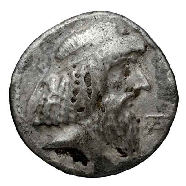 Attambelus I of Characene Charax Spasinou BMC Characene pl. 55, 10-14, аверс, BnF (IRIS)