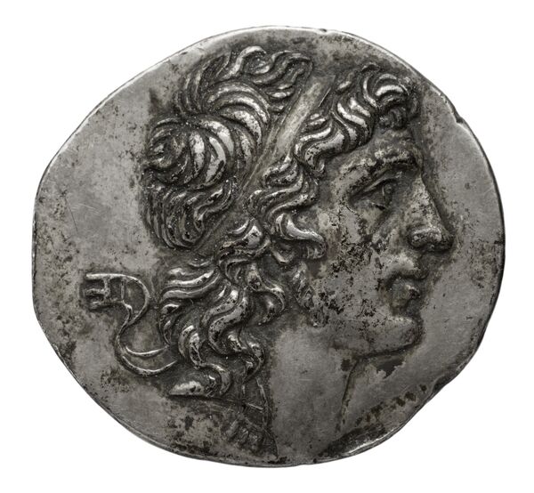 Mithradates VI Pontus Callataÿ 1997 Realistic, dated, аверс, bnf-iris