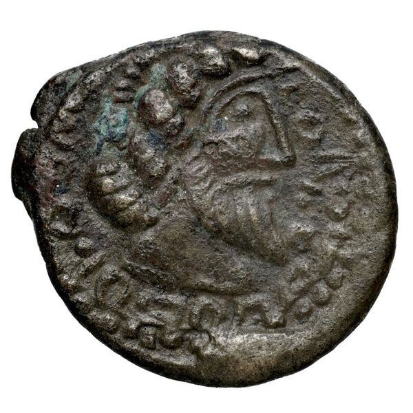 Maga of Characene Charax Spasinou BMC Characene pl. 45, 4 - 46, 16, реверс, BnF (IRIS)