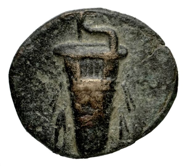 Erythrae Kinns 1980 Period III.1, AE 6, аверс, BnF (IRIS)