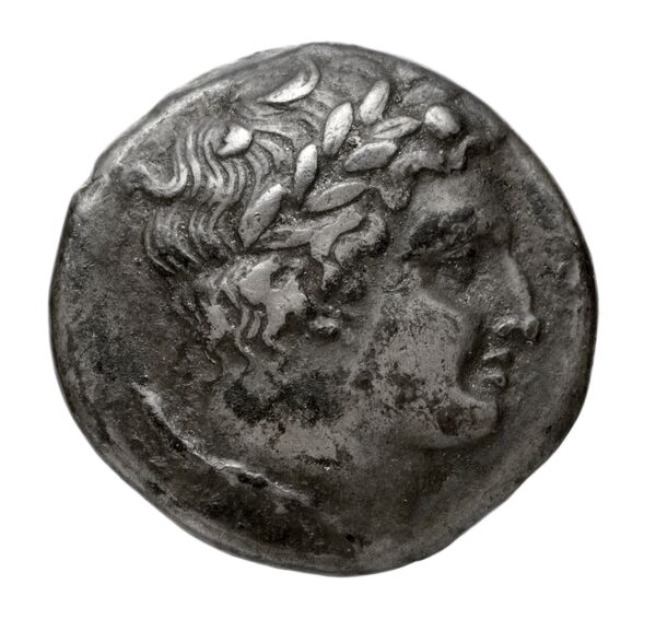 аверс Croton Historia Numorum Italy 2196
