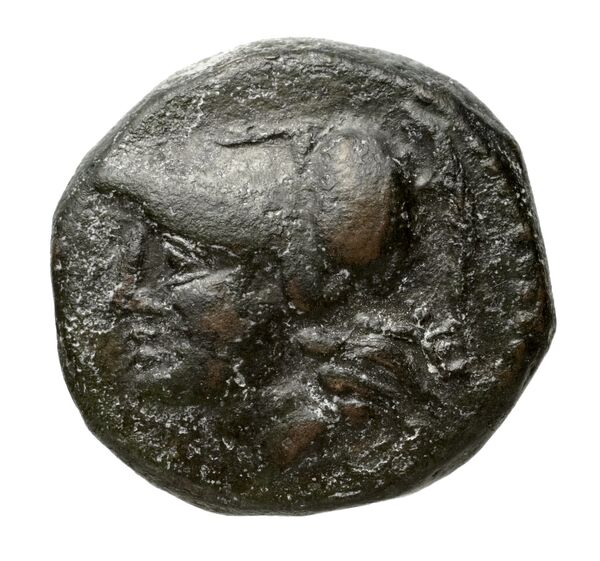 Locri Epizephyrii Historia Numorum Italy 2362-2370, аверс, BnF (IRIS)