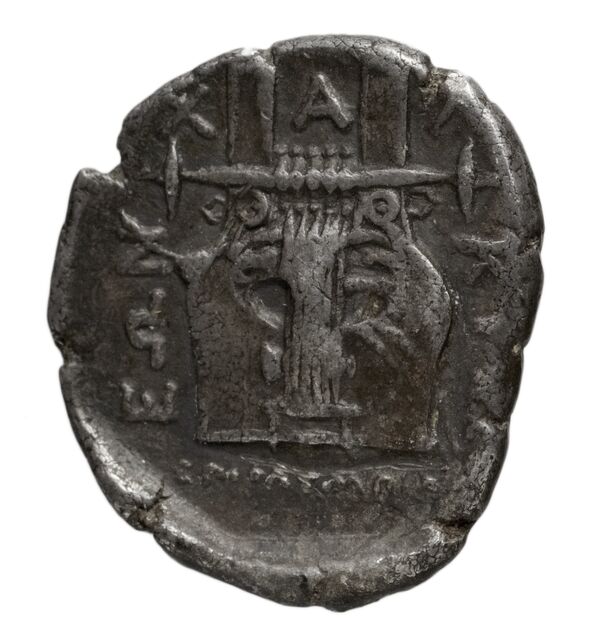 Chalcidian League Olynthus Robinson /Clement 1938 Group N-X, tetradrachms and tetrobols, реверс, BnF (IRIS)