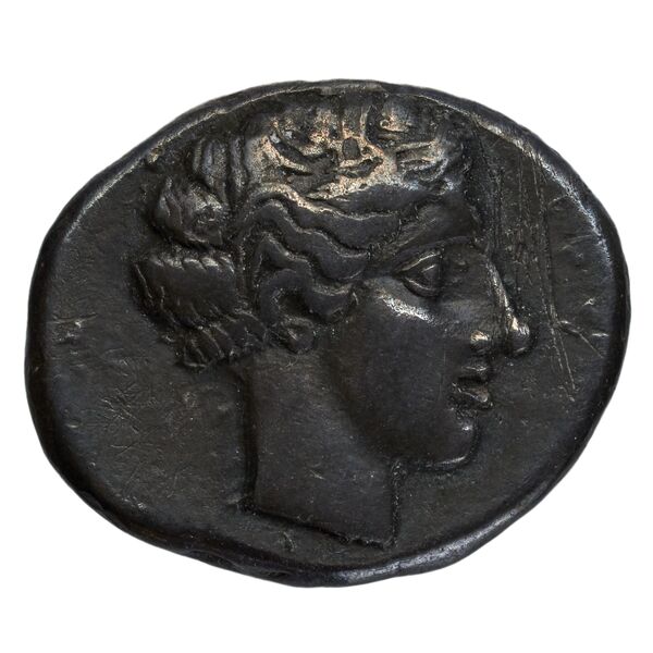 аверс 'Campani' Capua Historia Numorum Italy 476