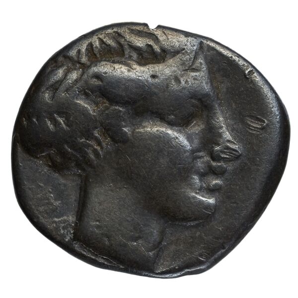 аверс Neapolis Historia Numorum Italy 546