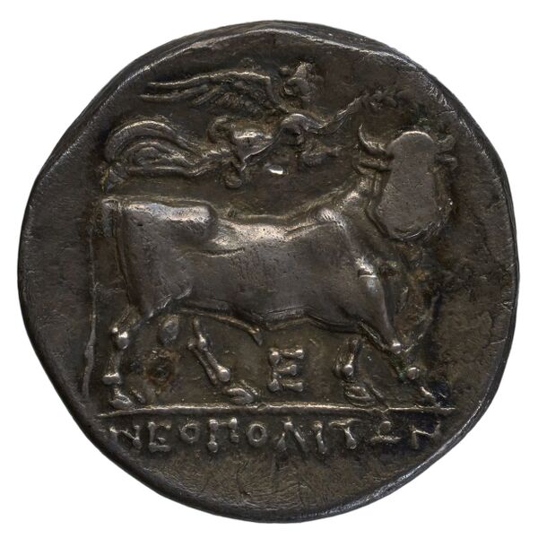 реверс Neapolis Historia Numorum Italy 586