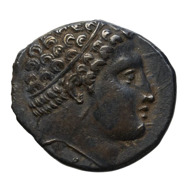 аверс Croton Historia Numorum Italy 2195