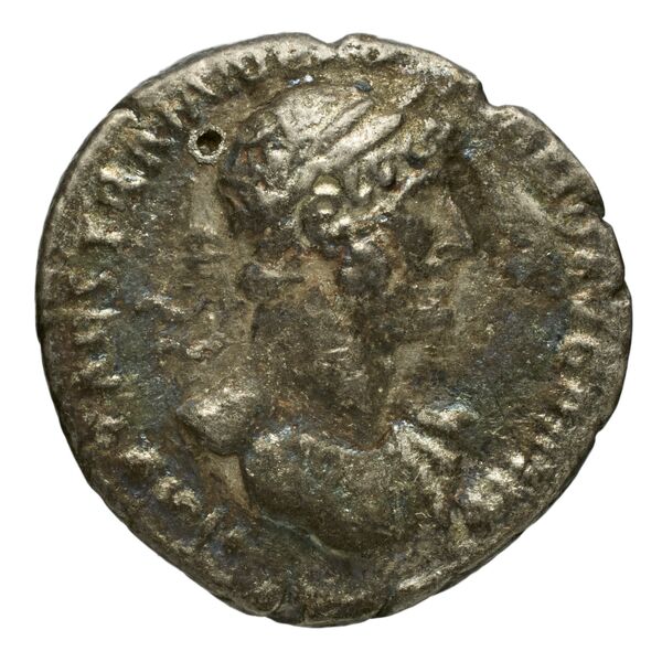 RIC II, Part 3 (second edition) Hadrian 597, аверс, BnF (Bibliothèque nationale de France)