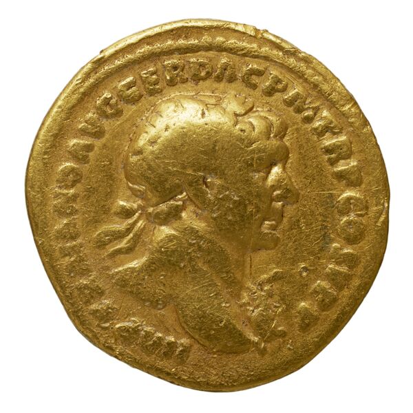 RIC II Trajan 208 (aureus), аверс, BnF (Bibliothèque nationale de France)