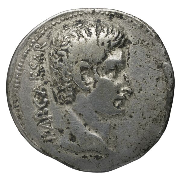 аверс RIC I (second edition) Augustus 527
