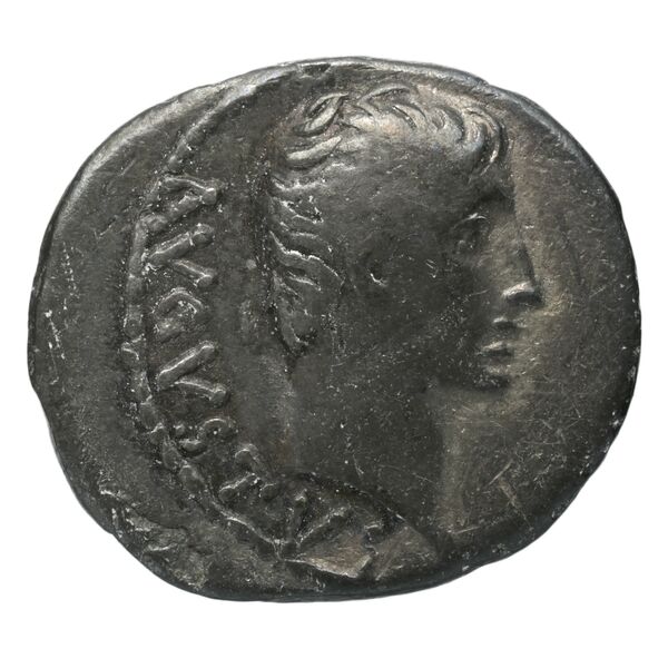 RIC I (second edition) Augustus 474, аверс, bnf_ocre