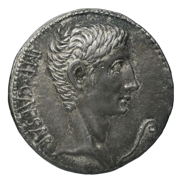 аверс RIC I (second edition) Augustus 488
