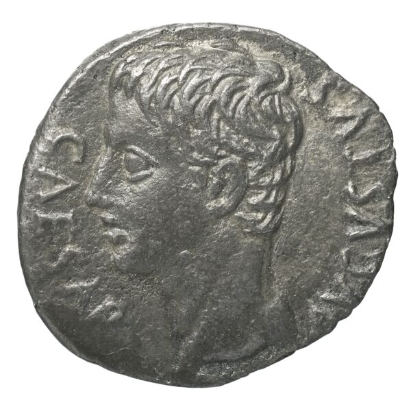 аверс RIC I (second edition) Augustus 77B