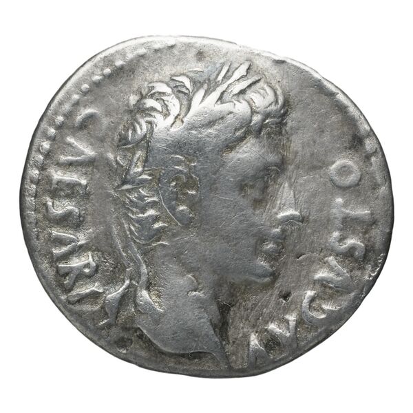 RIC I (second edition) Augustus 105A, аверс, bnf_ocre