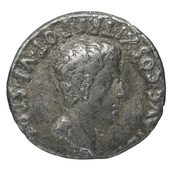 RIC I (second edition) Augustus 136, аверс, bnf_ocre