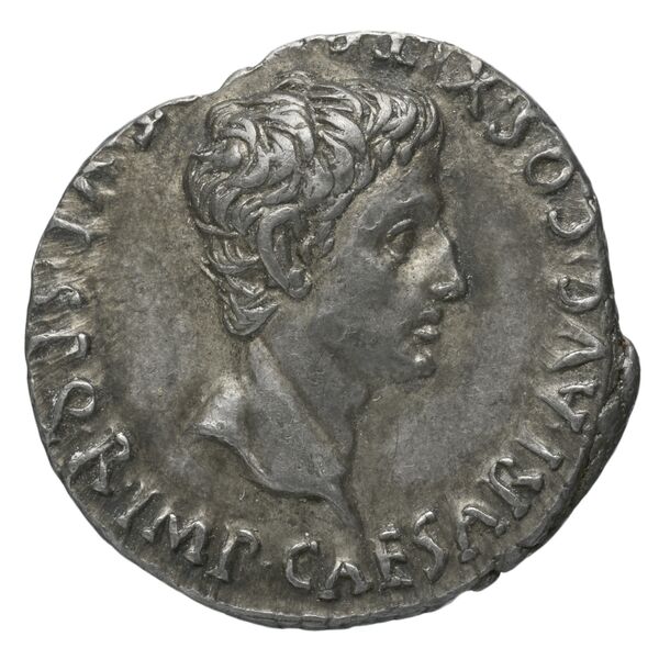 RIC I (second edition) Augustus 136, аверс, bnf_ocre