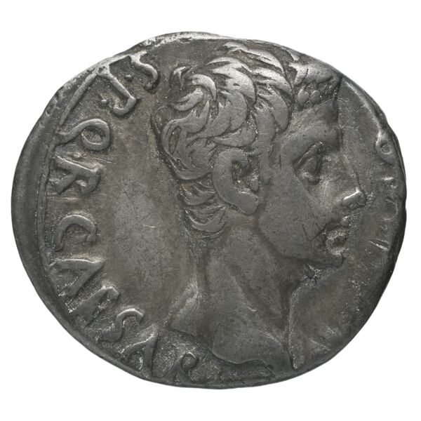 RIC I (second edition) Augustus 148, аверс, bnf_ocre