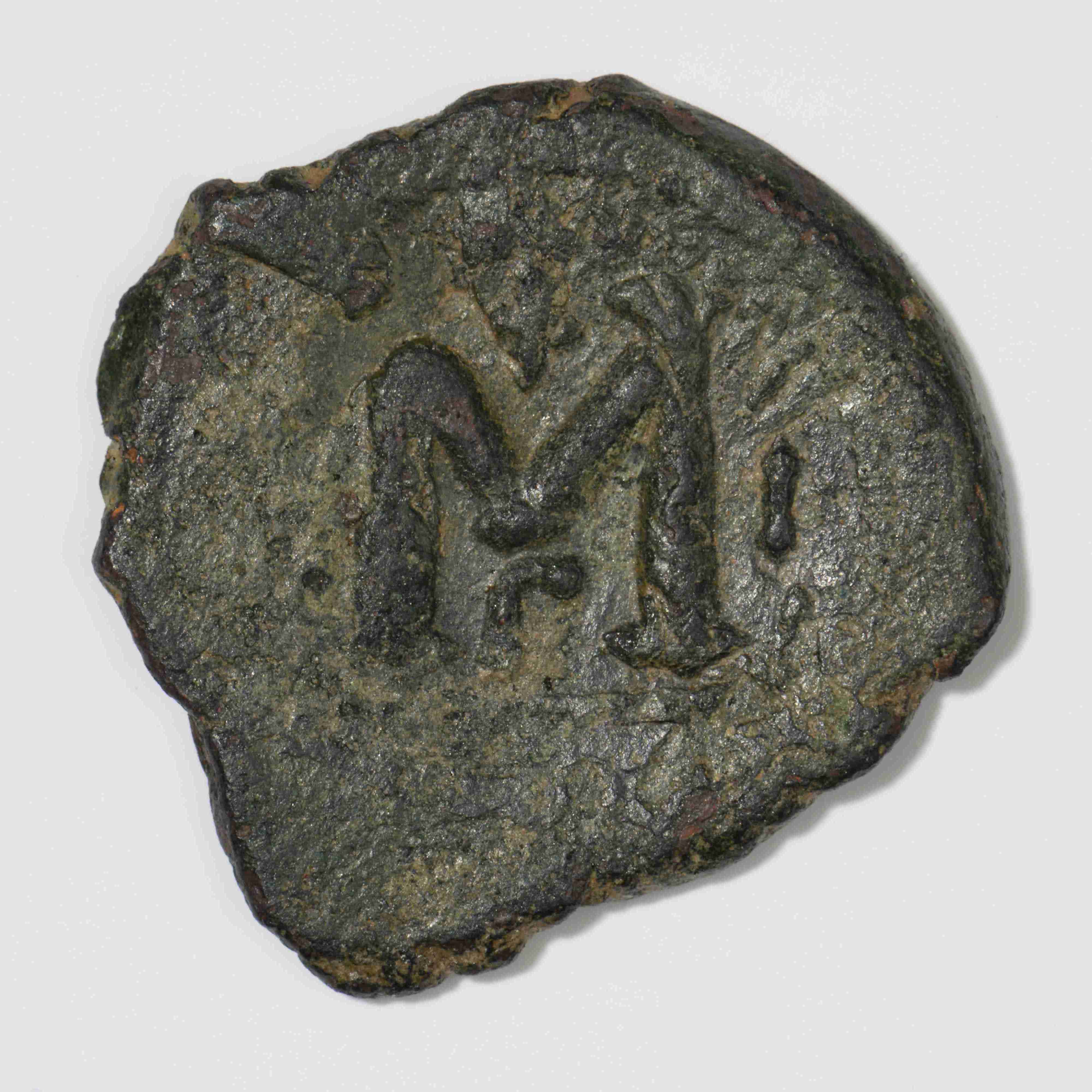 реверс Theodosios III — Follis (Constantinople, 715–716)