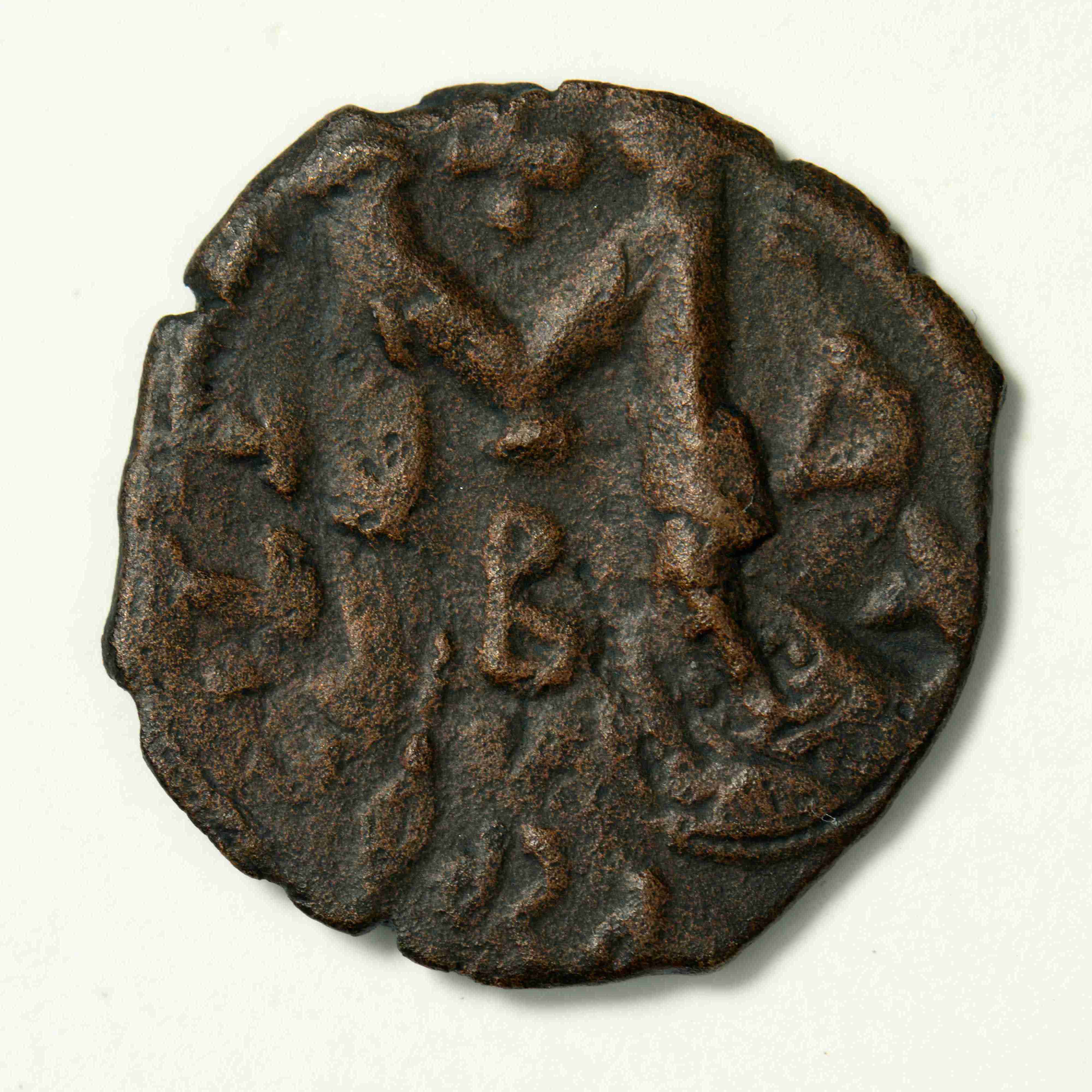 реверс Tiberios III — Follis (Constantinople, 701–702)