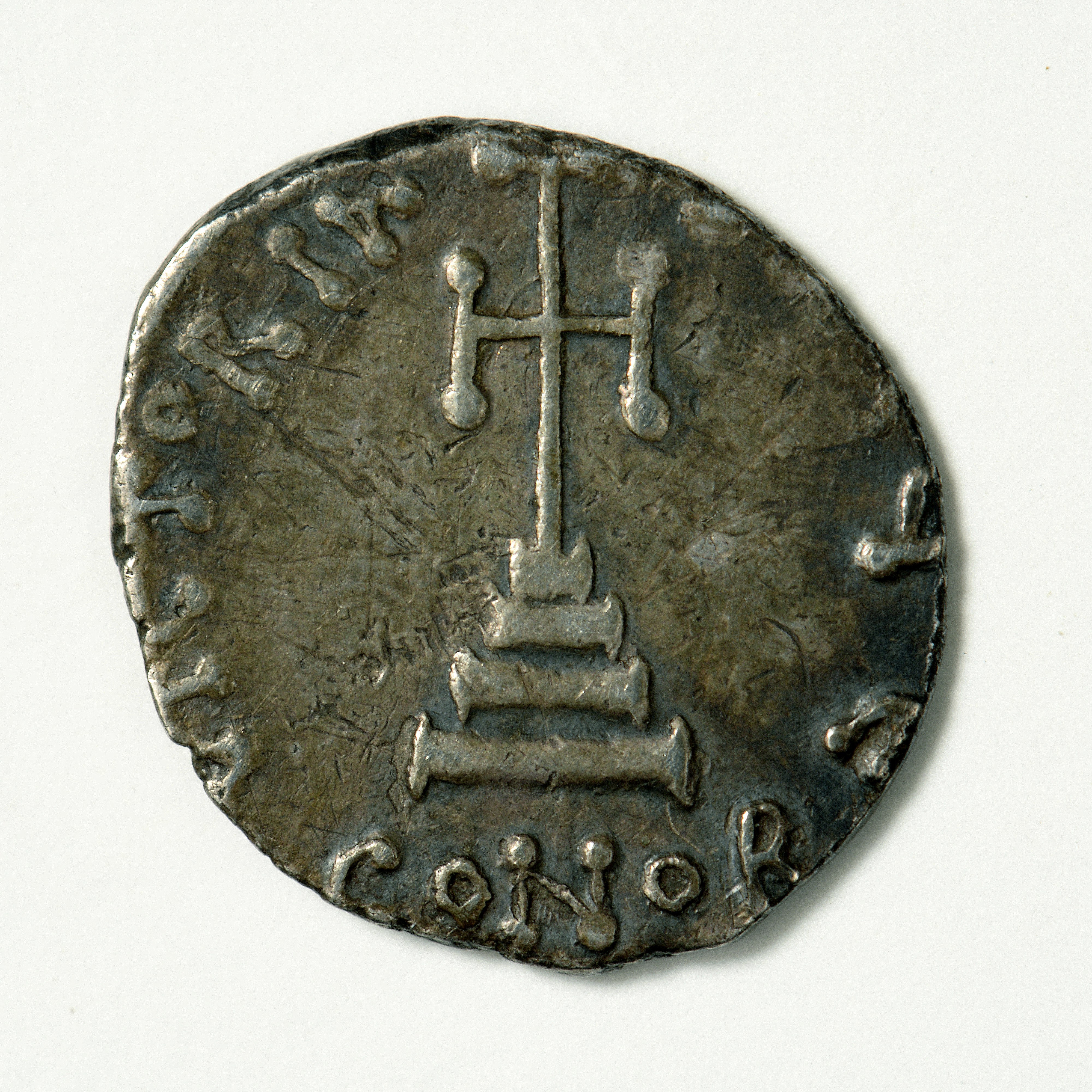 реверс Theodosios III — Light Miliarense (Constantinople, 715)